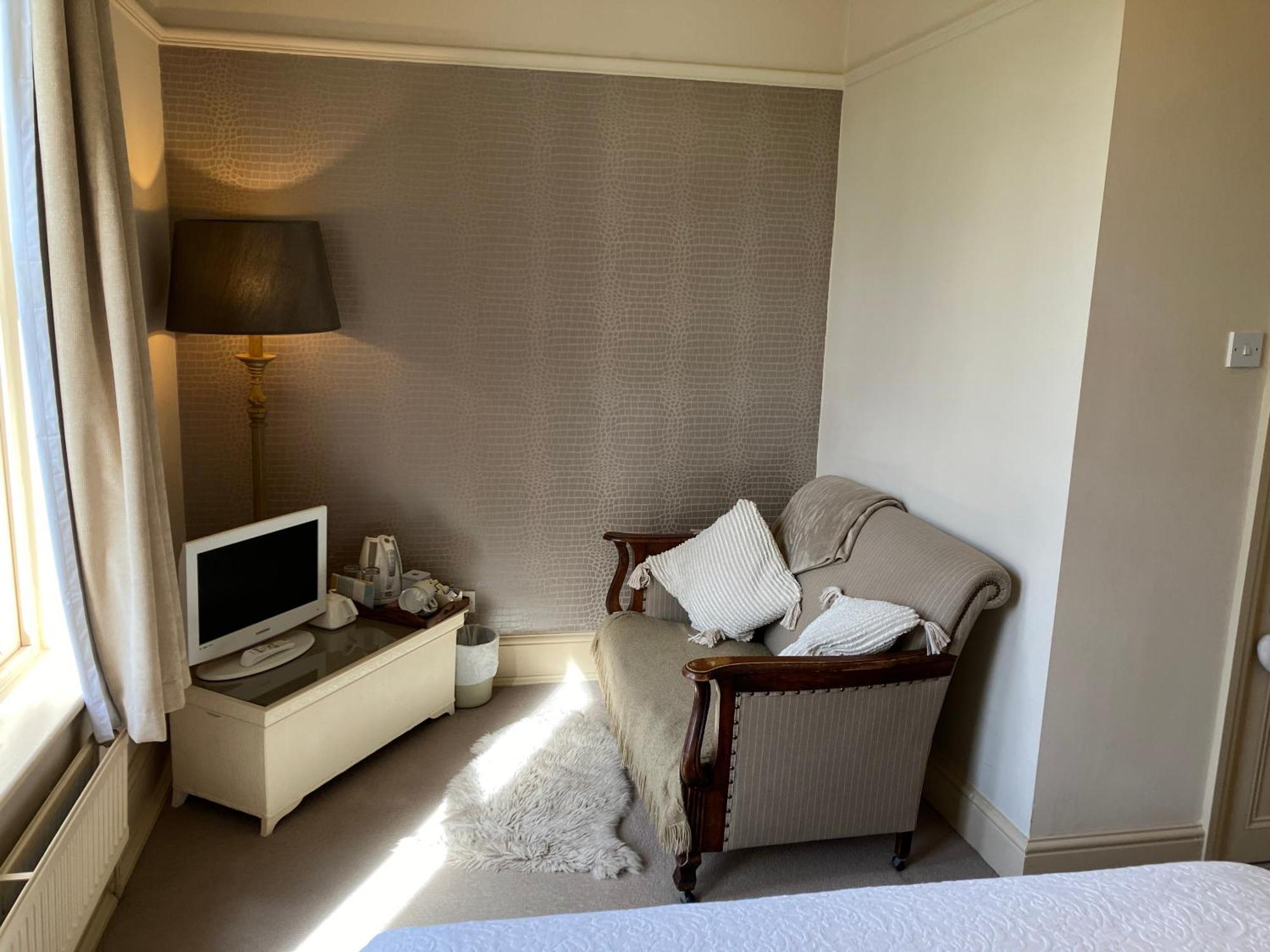 סייל Cornerstones Guest House מראה חיצוני תמונה