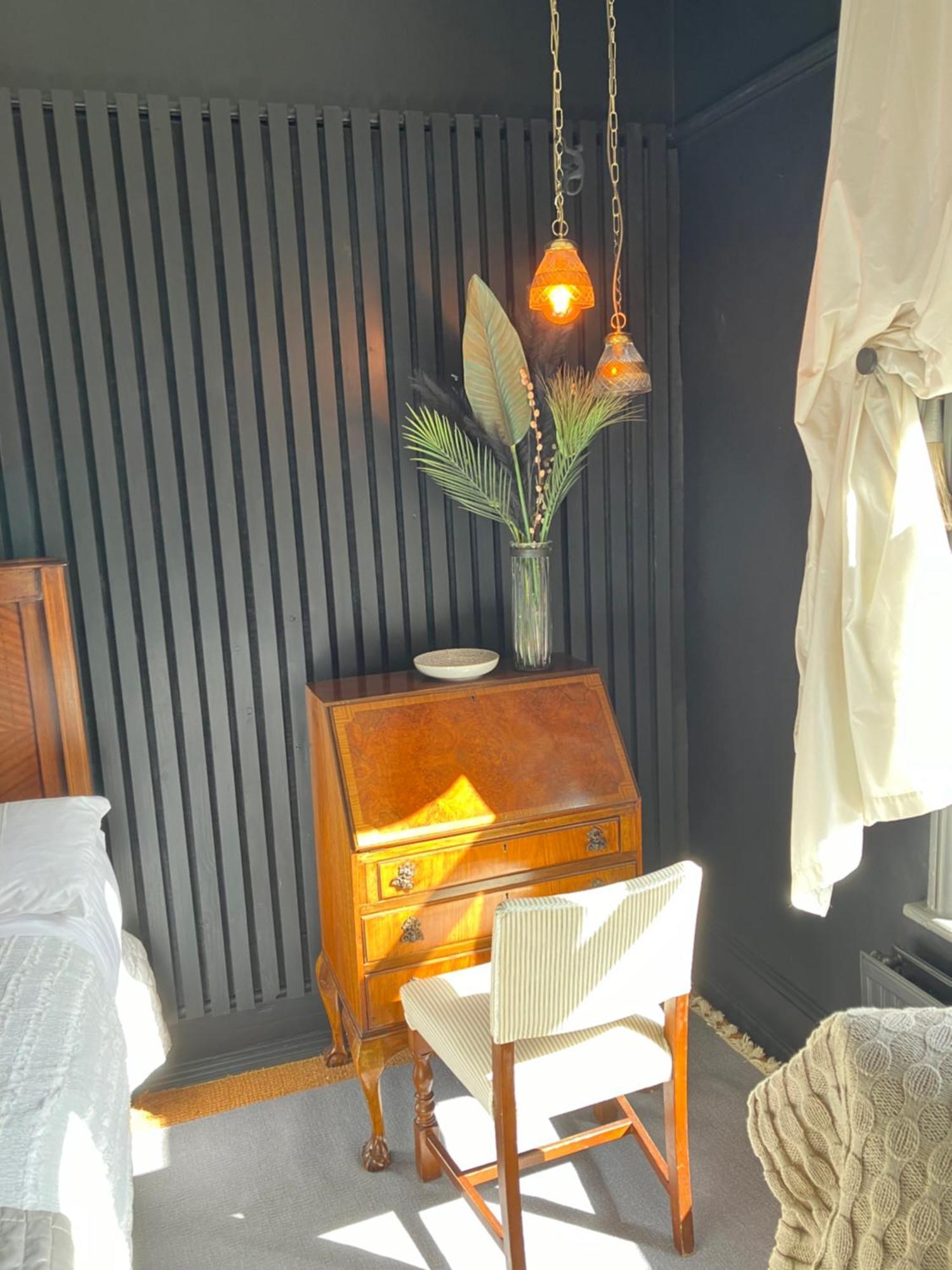 סייל Cornerstones Guest House מראה חיצוני תמונה