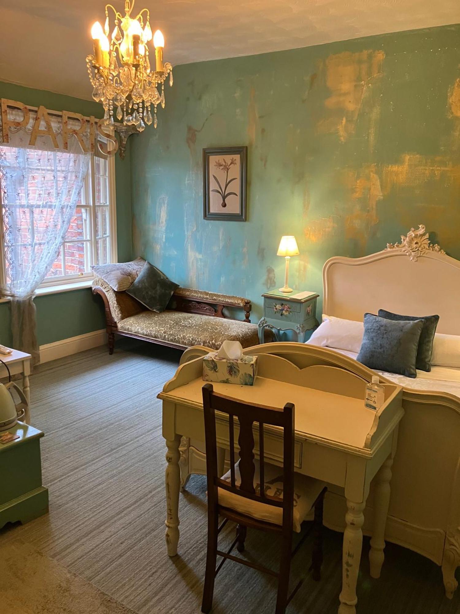 סייל Cornerstones Guest House מראה חיצוני תמונה