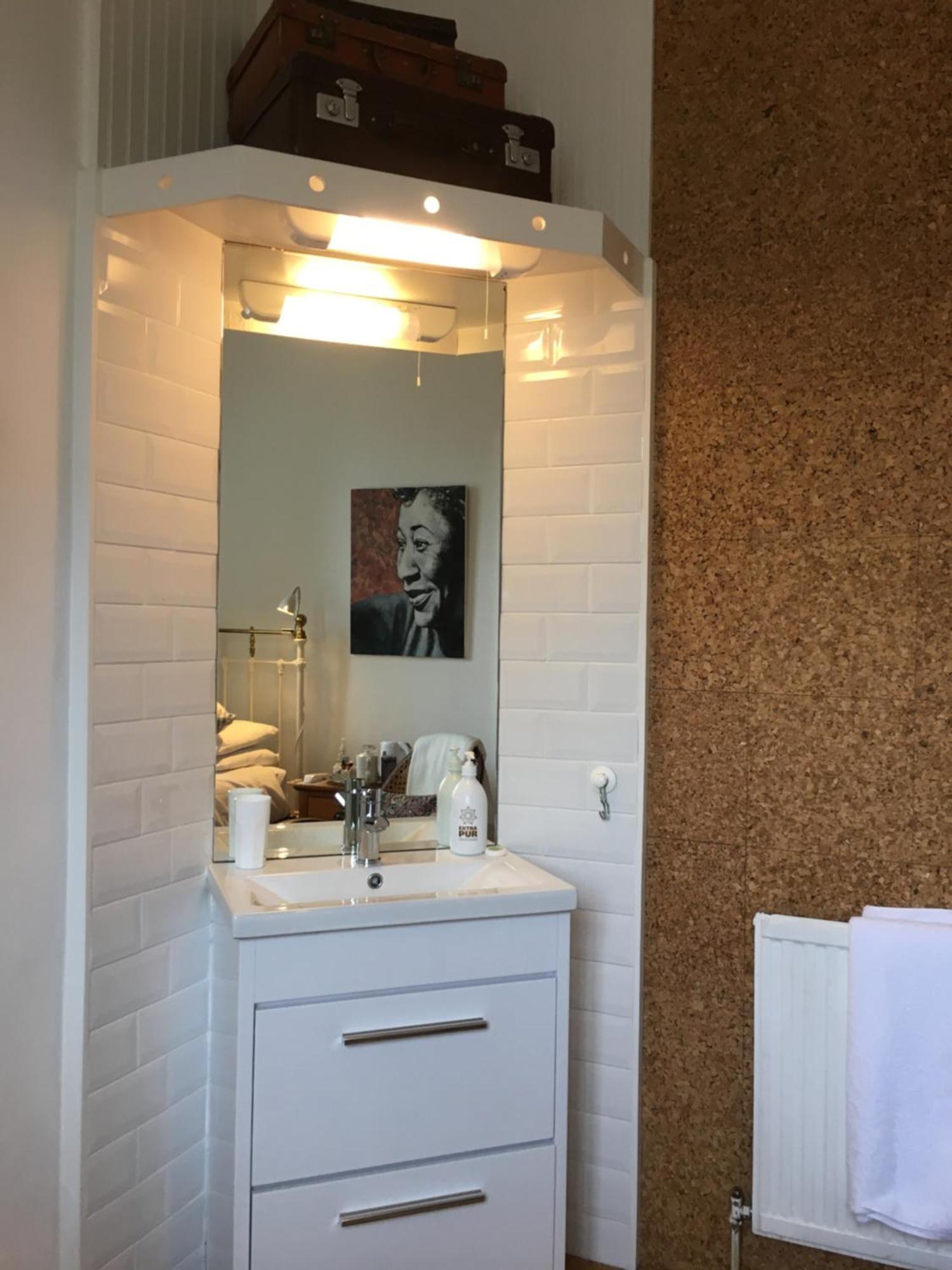 סייל Cornerstones Guest House מראה חיצוני תמונה