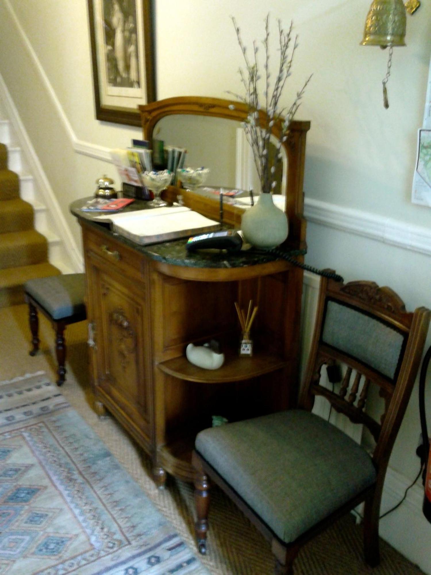 סייל Cornerstones Guest House מראה חיצוני תמונה